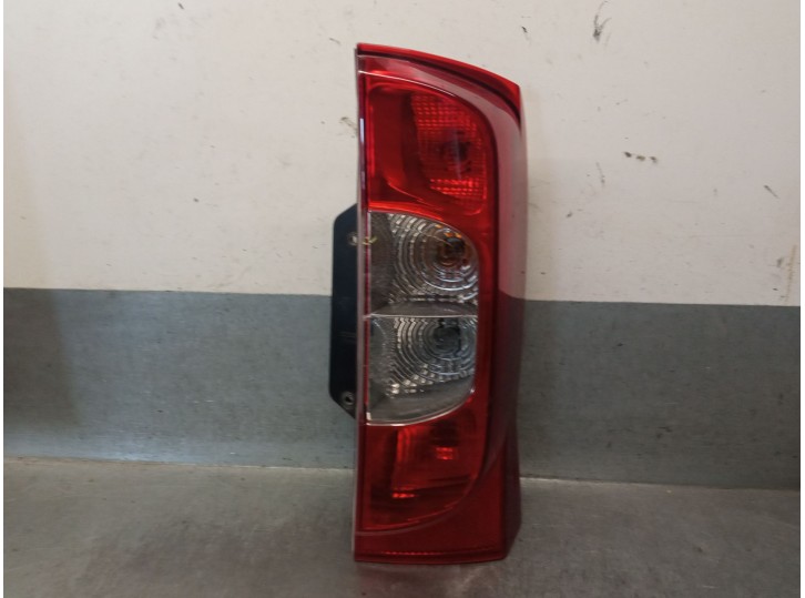 Replacement rear right tail light for Peugeot Bipper 1.4 HDi OEM IAM reference 13202FA 6350ET 