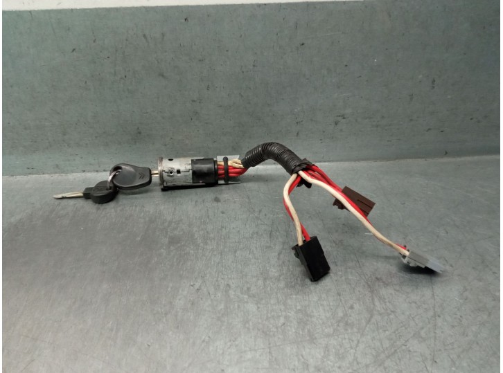 Replacement ignition switch for Citroën Berlingo 1.9 diesel OEM IAM reference 4162Q4 4162Q4 