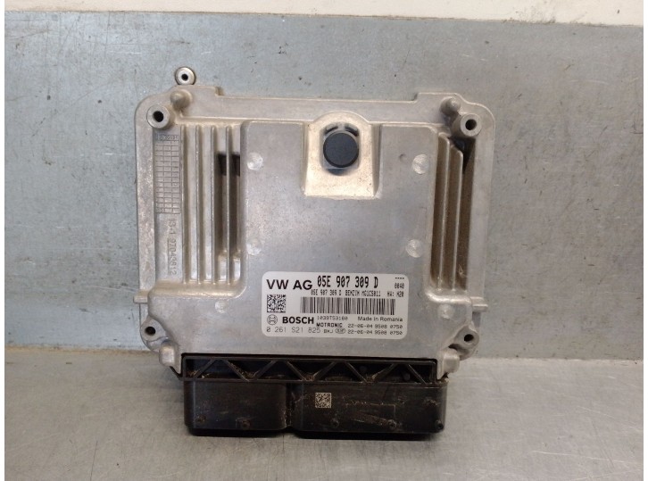 Replacement engine control unit (ECU) for Cupra Formentor (KM7, KMP) 1.5 TSI OEM IAM reference 05E907309D 05E906012H BOSCH