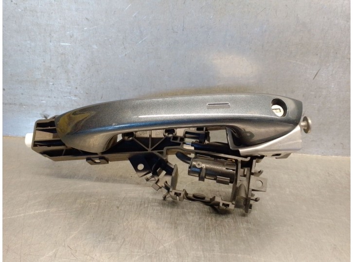 Replacement front left exterior door handle for Cupra Formentor (KM7, KMP) 1.5 TSI OEM IAM reference 5FB837205 5FB837205 