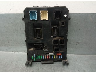 Recambio de caja reles / fusibles para citroën c4 berlina 1.6 16v hdi referencia OEM IAM 9658158780 216761594 