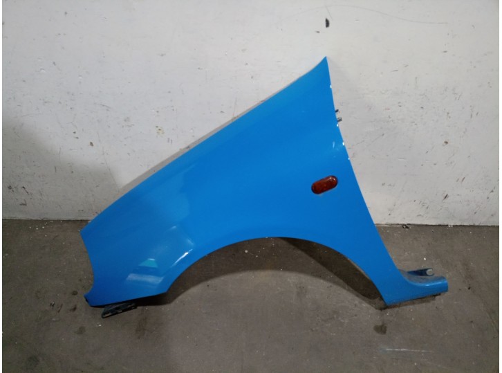 Recambio de aleta delantera izquierda para renault clio ii fase i (b/cbo) 1.9 dti diesel referencia OEM IAM 7701473025 770147302