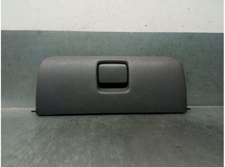 Recambio de guantera para renault clio ii fase i (b/cbo) 1.9 dti diesel referencia OEM IAM 7701045124 7701045124 