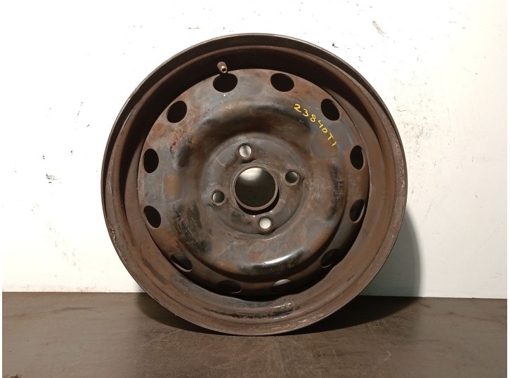 Recambio de llanta para kia picanto 1.1 cat referencia OEM IAM 52910072 R14X5JET46 