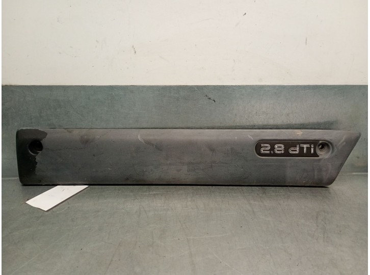 Recambio de moldura para renault master ii furgoneta (fd) 2.8 dti referencia OEM IAM 7701692581 7701692581 
