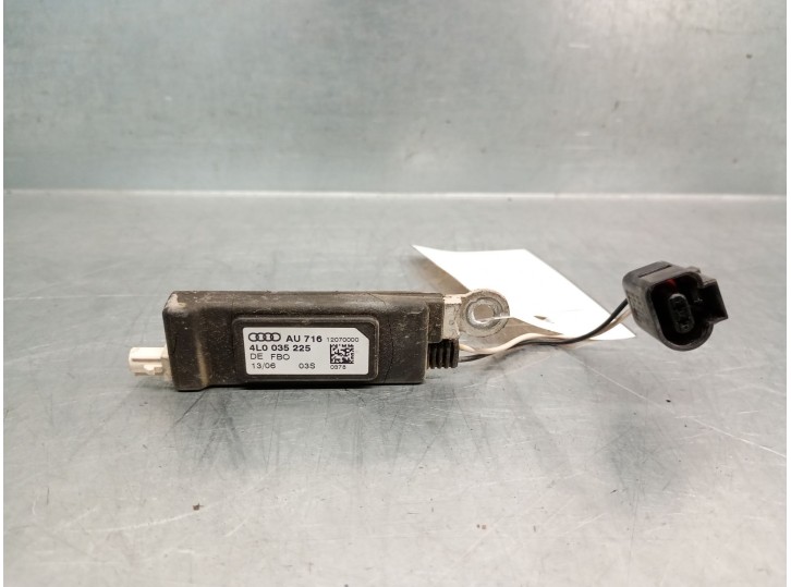 Recambio de antena para audi q7 (4lb) 3.0 tdi quattro referencia OEM IAM 4L0035225 4L0035225 