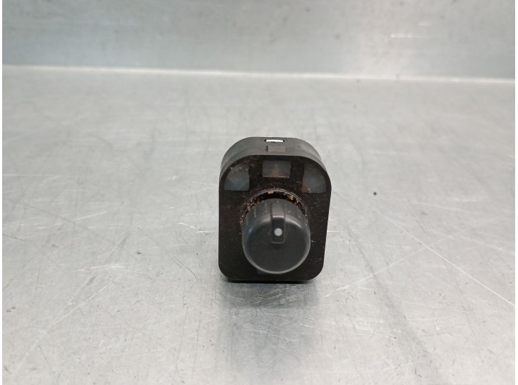 Recambio de mando retrovisor para audi q7 (4lb) 3.0 tdi quattro referencia OEM IAM 8E0959565A 8E0959565A 