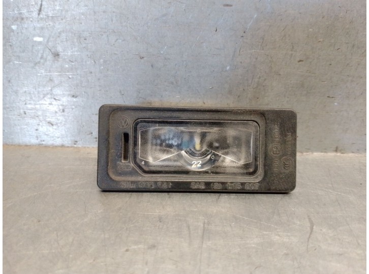 Recambio de piloto matricula para cupra formentor (km7, kmp) 1.5 tsi referencia OEM IAM 5NA943021 5NA943021 