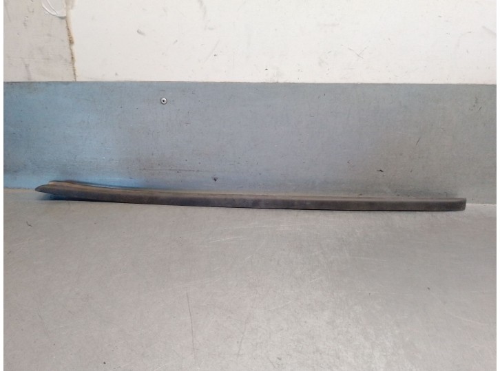 Replacement molding for Cupra Formentor (KM7, KMP) 1.5 TSI OEM IAM reference 5FF854327 5FF854327 