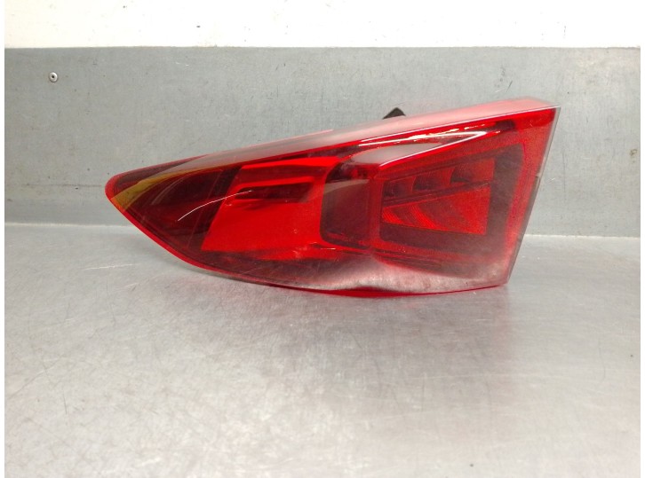 Replacement left rear light for Cupra Formentor (KM7, KMP) 1.5 TSI OEM IAM reference 5FF945207C 5FF945207C 