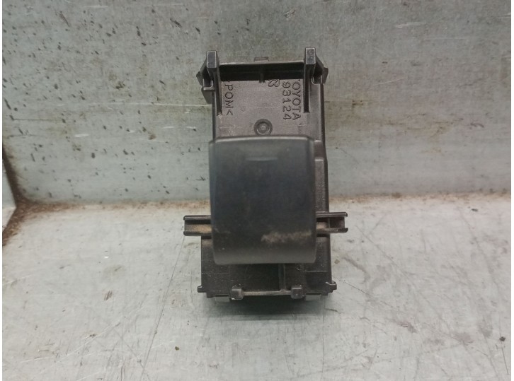 Replacement front right window lift switch for Lexus NX (_z1_) 300h AWD (AYZ15_) OEM IAM reference 8481078010 8481078010 