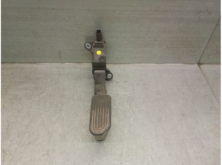 Recambio de potenciometro pedal para lexus nx (_z1_) 300h awd (ayz15_) referencia OEM IAM 781100W040 781100W040 