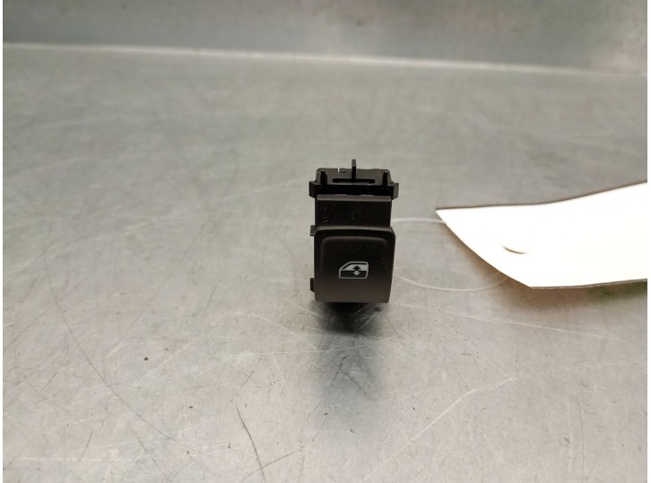 Recambio de mando elevalunas trasero derecho para cupra leon sp kl / cfducax0 1.5 leon sp e-hybrid200 referencia OEM IAM 5G09598