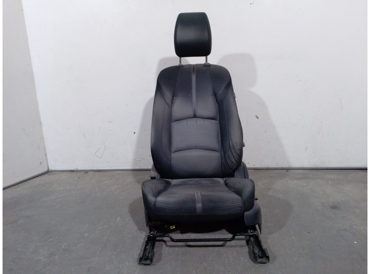 Recambio de asiento delantero izquierdo para mazda 3 lim. (bl) 2.2 turbodiesel cat referencia OEM IAM BACR571002A BACR571002A 