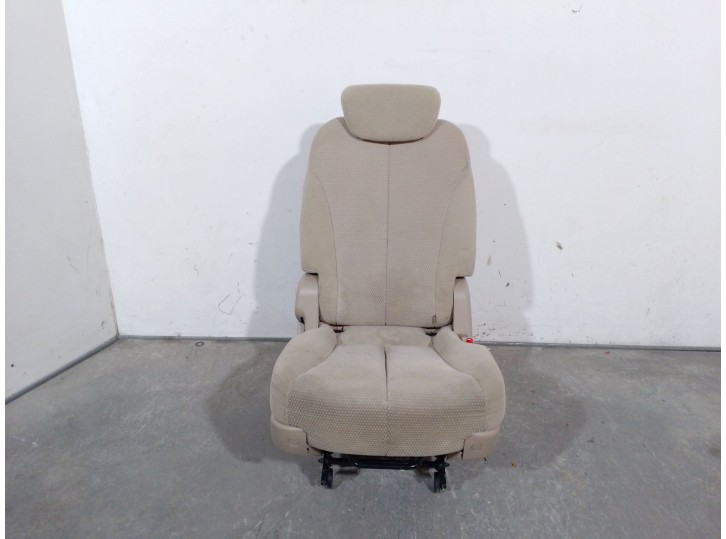 Recambio de asientos trasero derecho para kia carnival 2.9 crdi cat referencia OEM IAM 894004D211CS5 894004D211CS5 