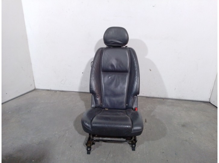 Recambio de asientos trasero derecho para volvo xc90 2.4 diesel cat referencia OEM IAM 8664568 8664568 