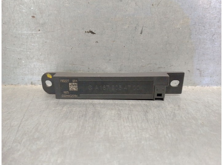 Recambio de antena para mercedes-benz clase a (w177) a 180 d (177.003) referencia OEM IAM A1679054700 A1679054700 HELLA