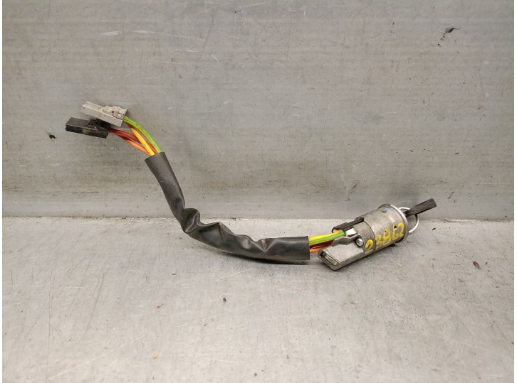 Recambio de conmutador de arranque para opel movano a furgoneta (x70) 2.8 dti (fd) referencia OEM IAM 4501256 4501256 