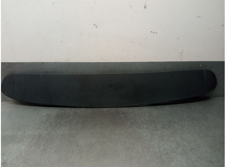 Replacement rear spoiler for Citroën C4 Saloon 1.6 16V HDi OEM IAM reference 96536614 8742Q8 
