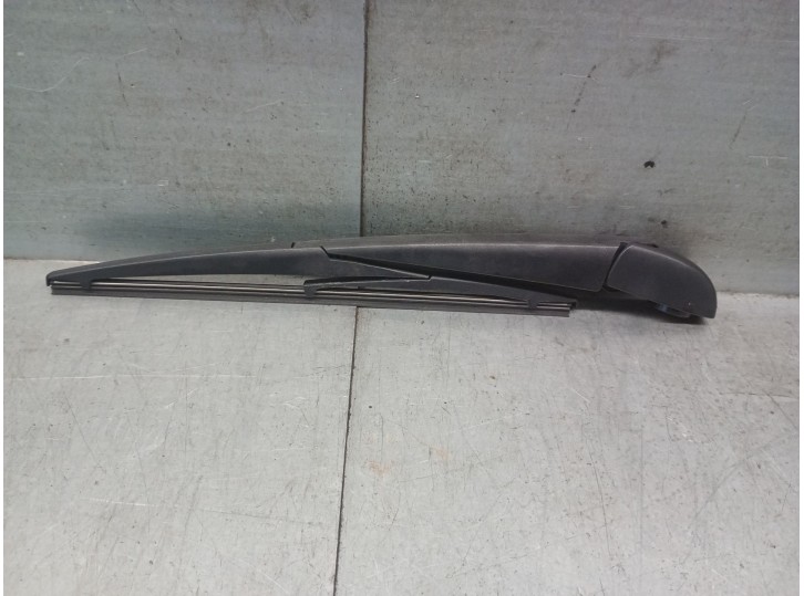 Recambio de brazo limpia trasero para lexus nx (_z1_) 300h awd (ayz15_) referencia OEM IAM 8524178040 8524178040 