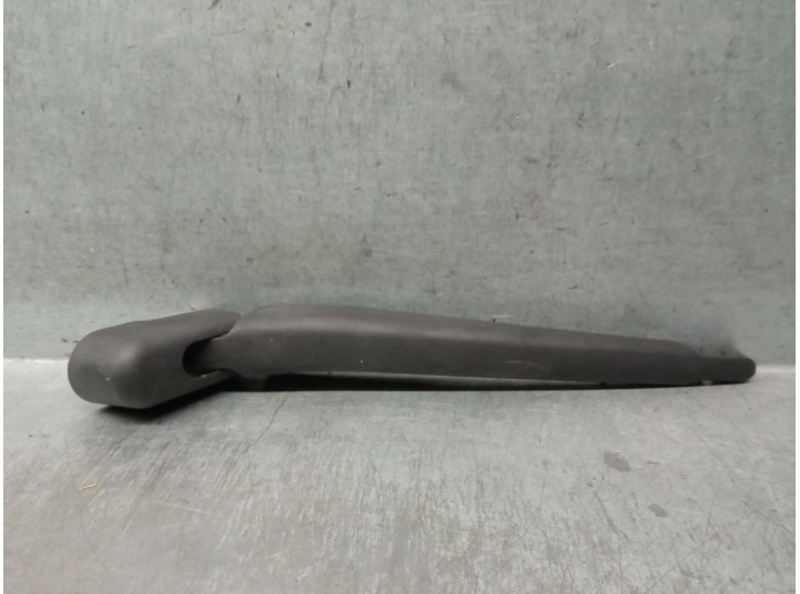 Recambio de brazo limpia trasero para citroën c4 berlina 1.6 16v hdi referencia OEM IAM 6429Y7 6429Y7 