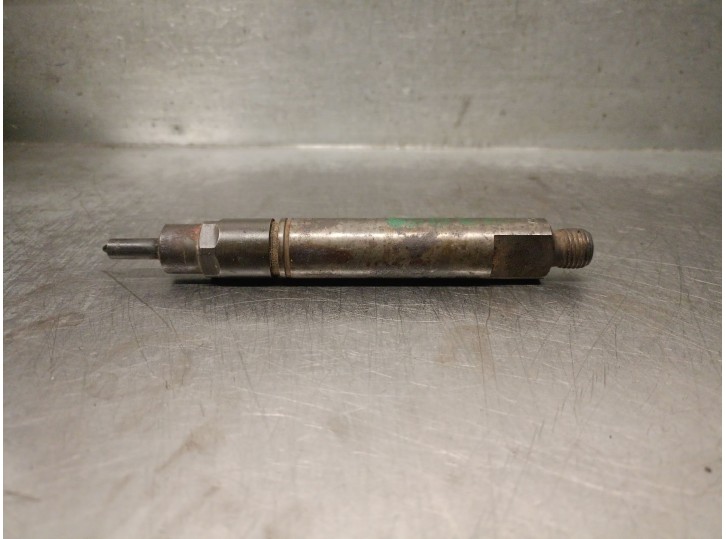 Recambio de inyector para renault master ii furgoneta (fd) 2.8 dti referencia OEM IAM 0432193757 0432193757 