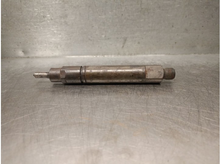 Recambio de inyector para renault master ii furgoneta (fd) 2.8 dti referencia OEM IAM 0432193757 0432193757 