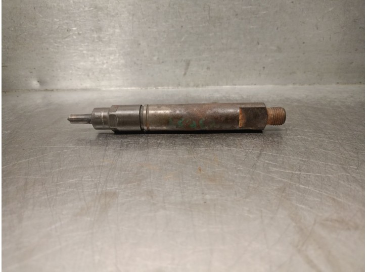 Recambio de inyector para renault master ii furgoneta (fd) 2.8 dti referencia OEM IAM 0432193757 0432193757 