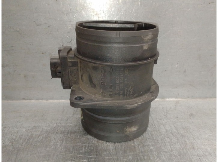 Recambio de caudalimetro para audi a3 (8p) 2.0 tdi referencia OEM IAM 0281002956 03L906461A BOSCH