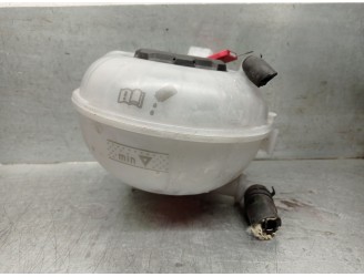 Recambio de deposito expansion para volkswagen touareg (cr7, rc8) 3.0 tsi 4motion referencia OEM IAM 5Q0121407P 5Q0121407P 8V012