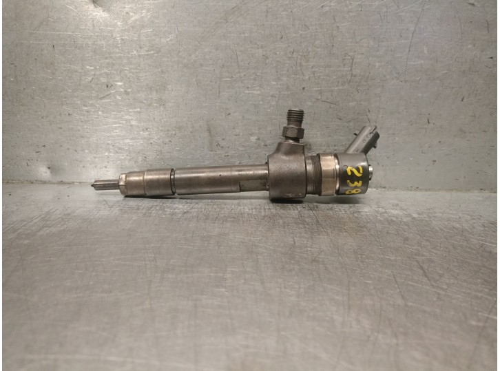 Recambio de inyector para opel zafira b 1.9 cdti referencia OEM IAM 0445110276 
