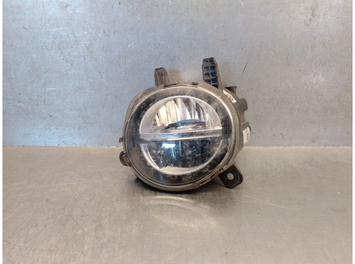 Recambio de faro antiniebla derecho para bmw 1 (f20) 118 d referencia OEM IAM 63177315560 63177315560 