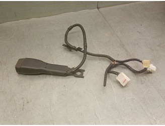 Recambio de enganche cinturon delantero izquierdo para lexus nx (_z1_) 300h awd (ayz15_) referencia OEM IAM 7323078010C0 7323078