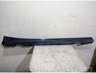 Recambio de faldon lateral para bmw 1 (f20) 118 d referencia OEM IAM 51777293554 51777293554 