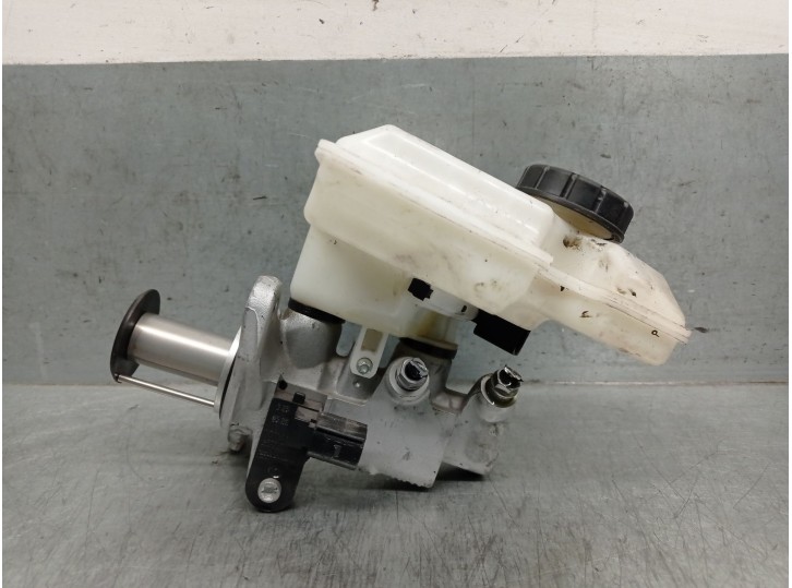 Recambio de bomba freno para volkswagen tiguan (5n) acdpcax0 1.5 110kw referencia OEM IAM 5Q1611301G 5Q1611301G 32668423