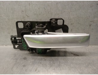 Recambio de maneta interior delantera derecha para land rover defender station wagon (l663) d250 mhev 4x4 referencia OEM IAM L8B