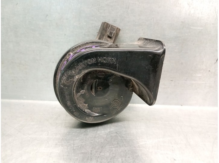 Recambio de claxon para mercedes-benz glc (x253) 200 d 4-matic (253.916) referencia OEM IAM A2535422100 A2535422100 