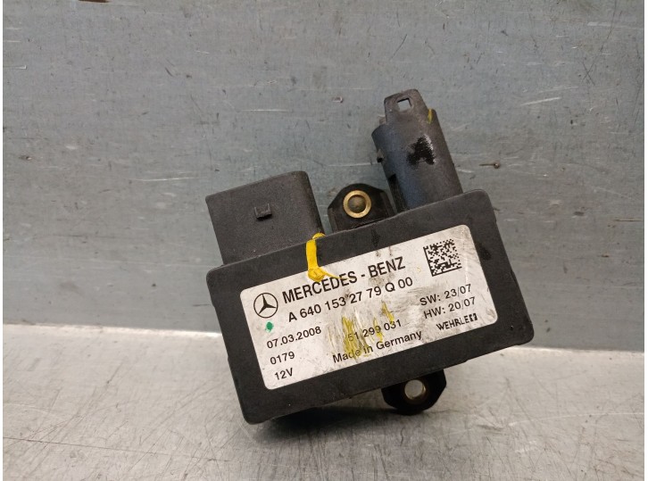 Recambio de caja precalentamiento para mercedes-benz clase b (w245) 180 cdi (245.207) referencia OEM IAM A6401532779 