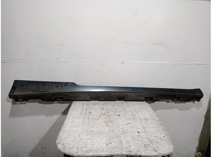 Recambio de faldon lateral para audi a5 (f53, f5p) 2.0 tfsi referencia OEM IAM 8W6853856A 8W6853856A 