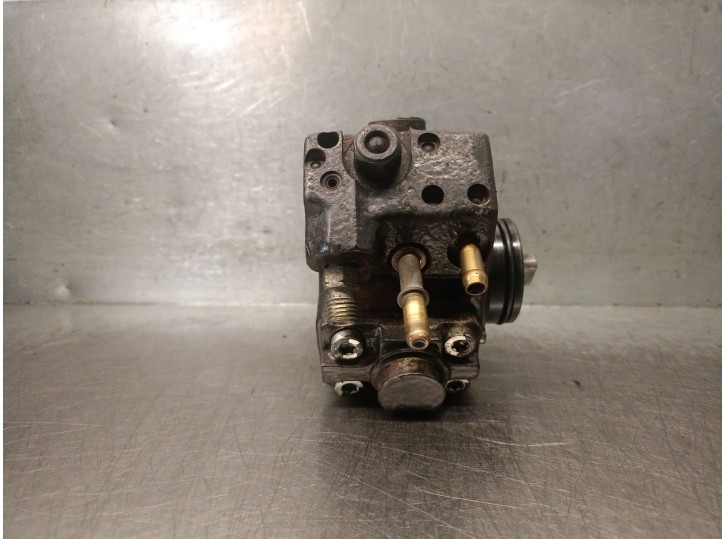 Replacement injection pump for Fiat Doblo 1.3 16V JTD CAT OEM IAM reference 55206489 55206489 0445010157 BOSCH