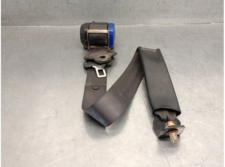 Replacement rear left seat belt for Hyundai Galloper II (JK-01) 2.5 TD intercooler OEM IAM reference P24318 