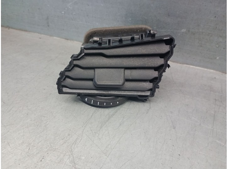 Recambio de aireador para volkswagen tiguan (5n) acdpcax0 1.5 110kw referencia OEM IAM 5NB819703 5NB819703 