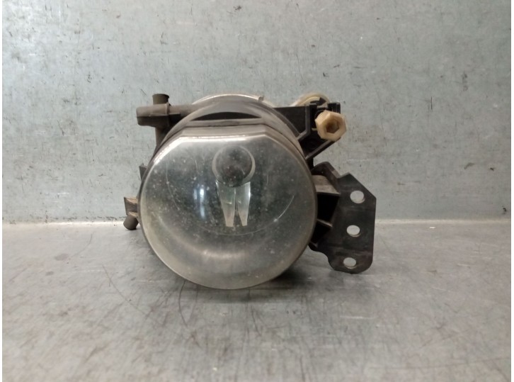 Recambio de faro antiniebla derecho para bmw serie 5 berlina (e60) 2.5 24v turbodiesel cat referencia OEM IAM 6160100001 6317691