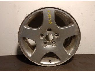 Recambio de llanta para audi a6 berlina (4b2) 2.5 v6 24v tdi referencia OEM IAM 8D0601025C R167JX16H2ET45 