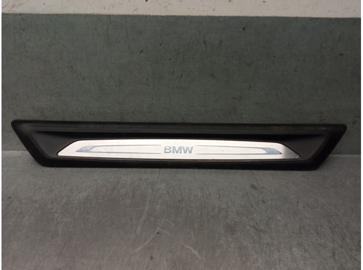 Recambio de moldura para bmw 1 (f20) 118 d referencia OEM IAM 51477289215 51477289215 