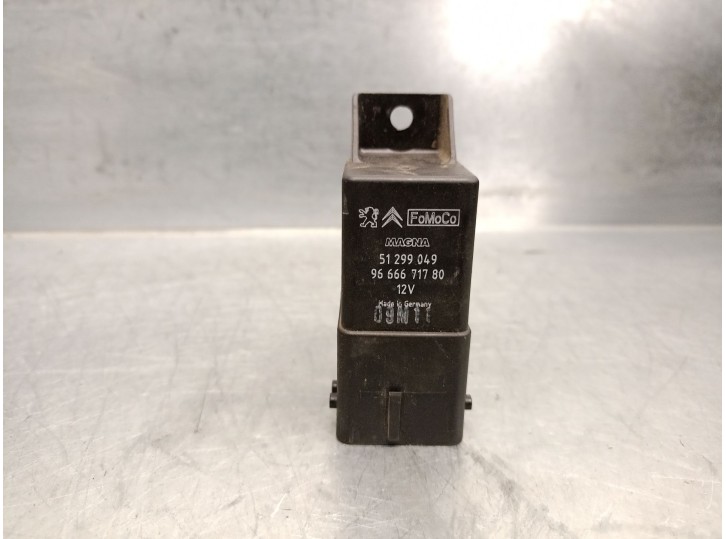 Recambio de caja precalentamiento para volvo v60 i (155) 1.6 drive referencia OEM IAM 9666671780  MAGNA