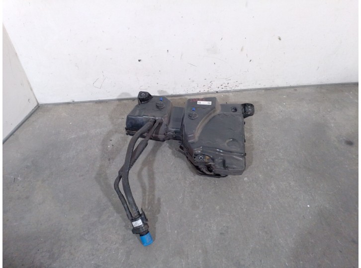 Recambio de deposito combustible para audi q3 (f3b) 35 tdi referencia OEM IAM 5QF131877N 5QF131877N 