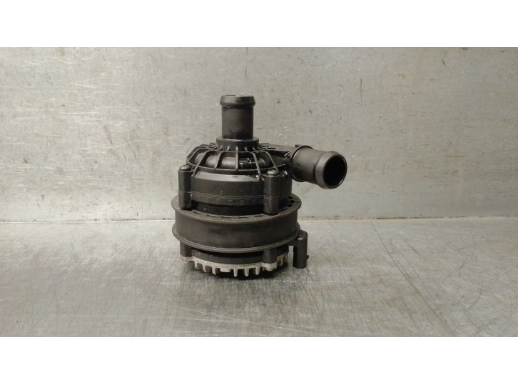 Recambio de bomba agua para cupra leon sp kl / cfducax0 1.5 leon sp e-hybrid200 referencia OEM IAM 3WA965567 3WA965567 