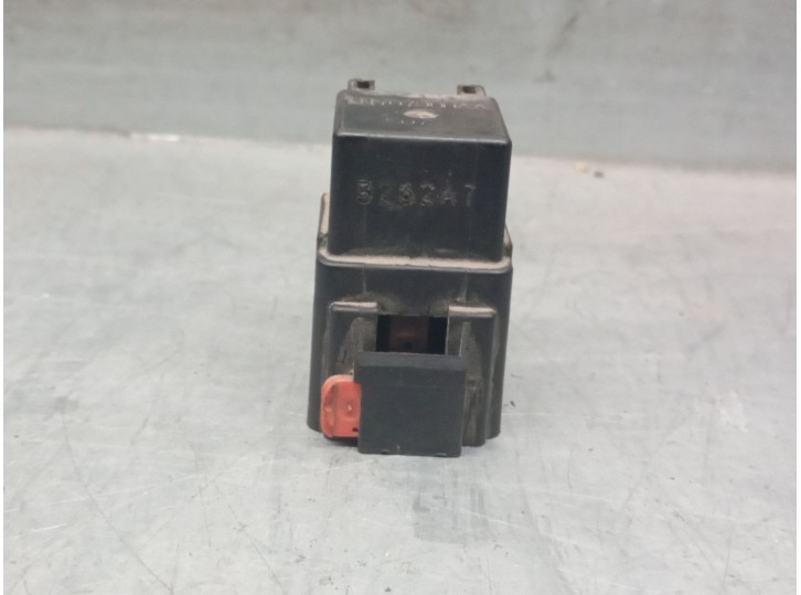 Recambio de rele para chrysler voyager (rg) crd cat referencia OEM IAM 04707900AA 04707900AA 