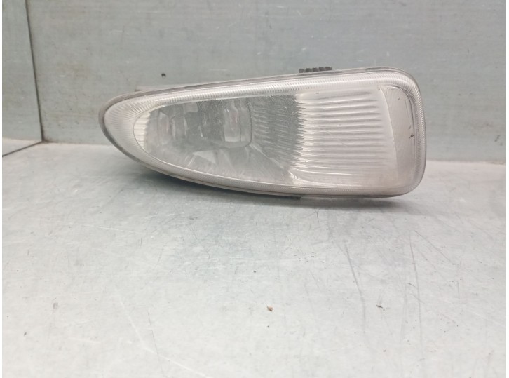 Recambio de faro antiniebla derecho para chrysler voyager (rg) crd cat referencia OEM IAM 04857238AB 04857238AB 
